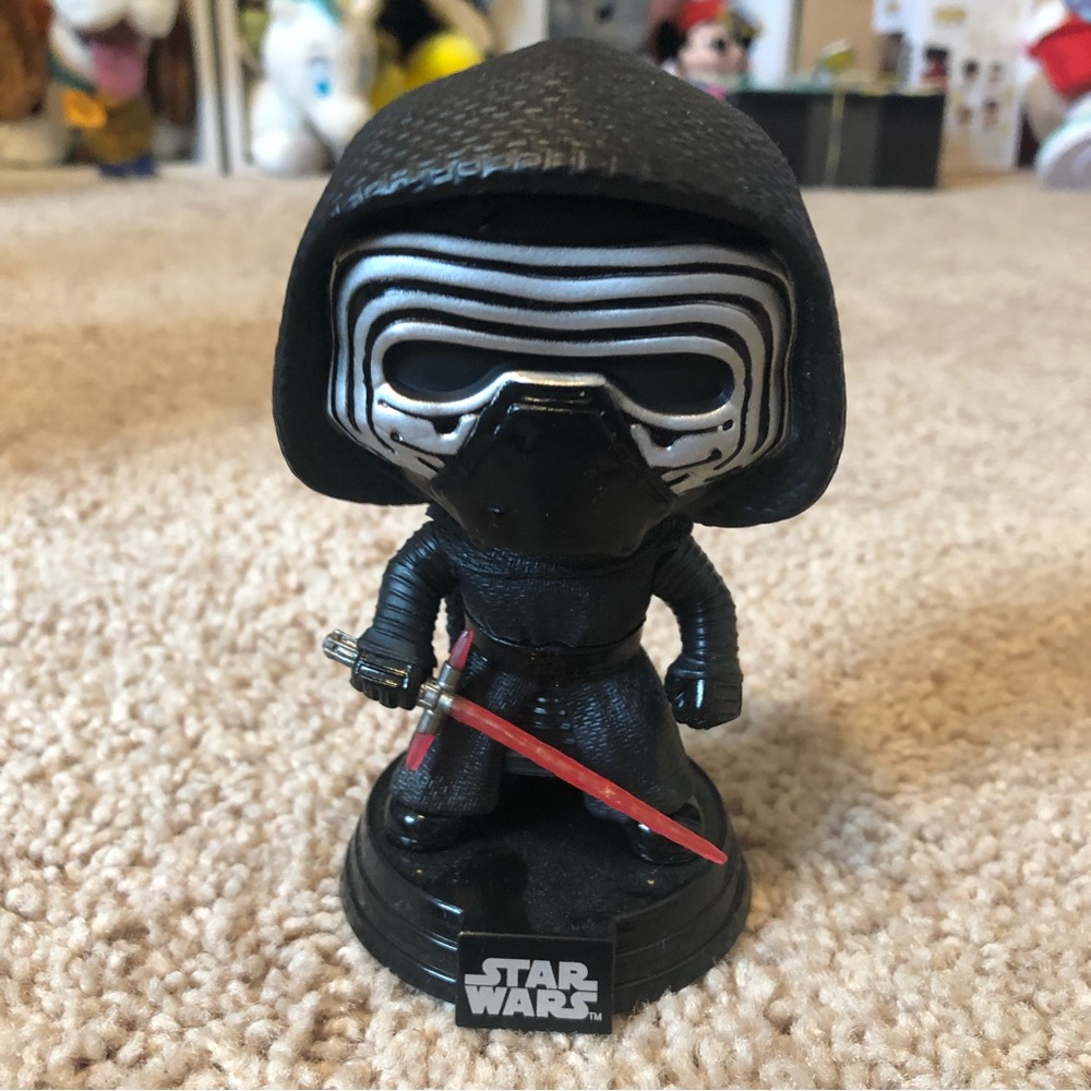 Funko Pop Disney Star Wars Kylo Ren No Box